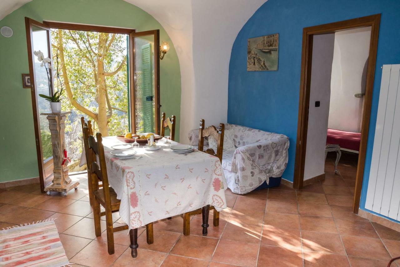 Agriturismo A Ca Vegia Calice Ligure Oda fotoğraf